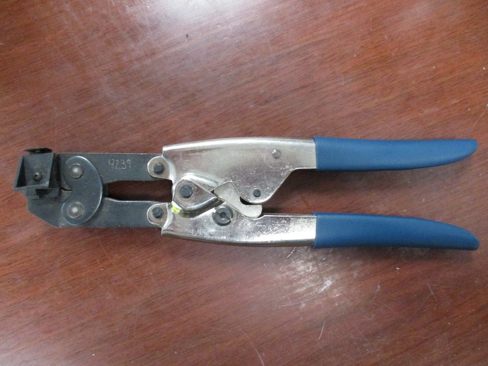 ELCO 067517-01 Hand Crimper