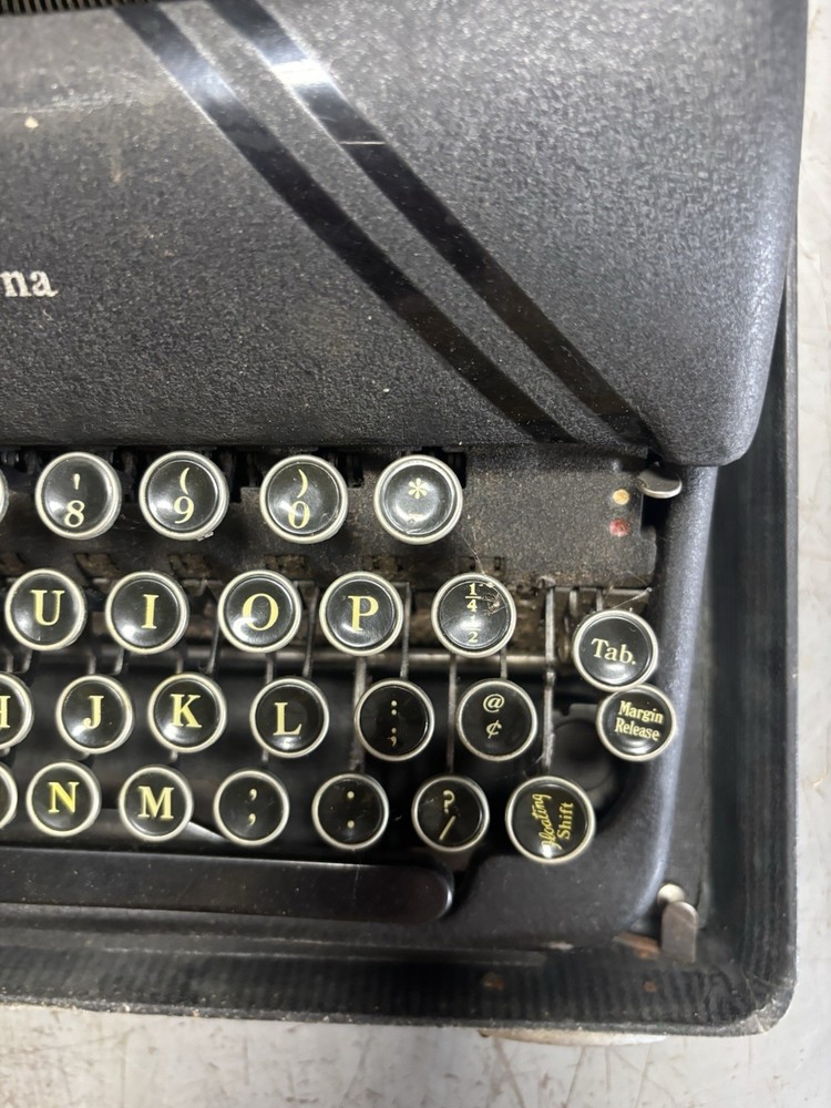 Smith-Corona Sterling Typewriter - Black