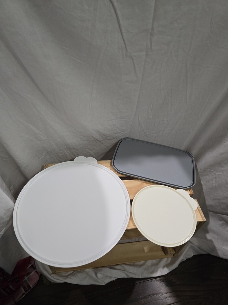 Misc. Tupperware Lids