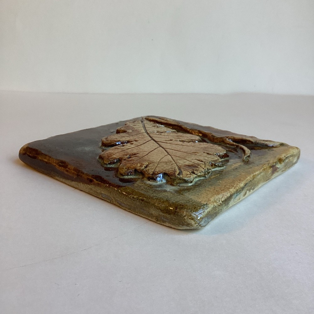 Raised Relief Studio Art Pottery Pottery Oak Tree Leaf Tile Signed Mondloch 5”