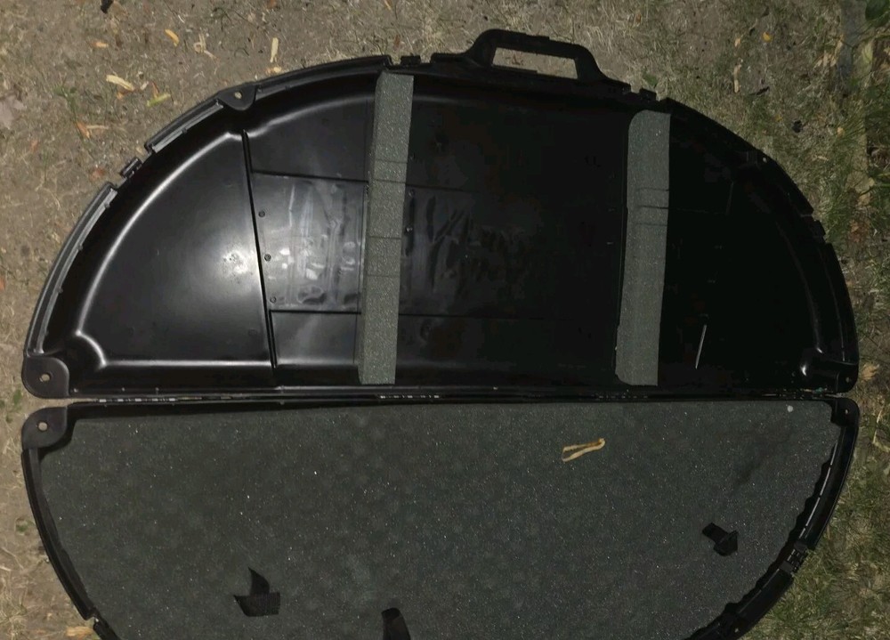 Compact Archery Bow Case (black) Deer Scene
