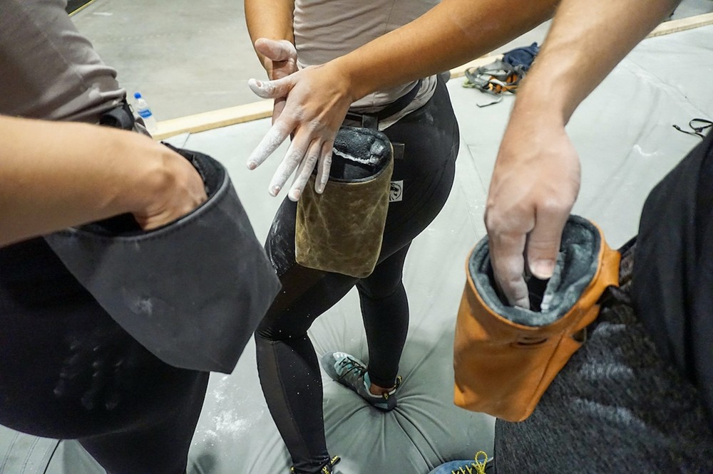 Riser Waxed-Canvas Chalk Bag