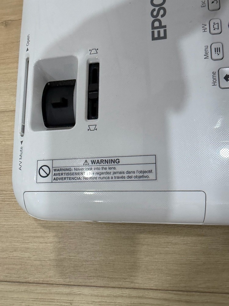 Epson LCD Projector VS250 H838A.