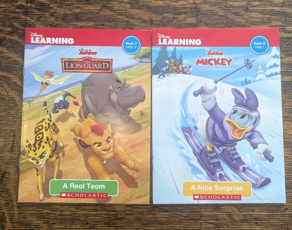 Disney Junior Phonics Reading Program Set 10 Books & 2 Workbooks