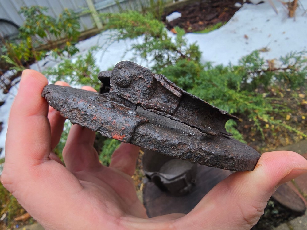 WW2 Accessories from the German bunker relic.