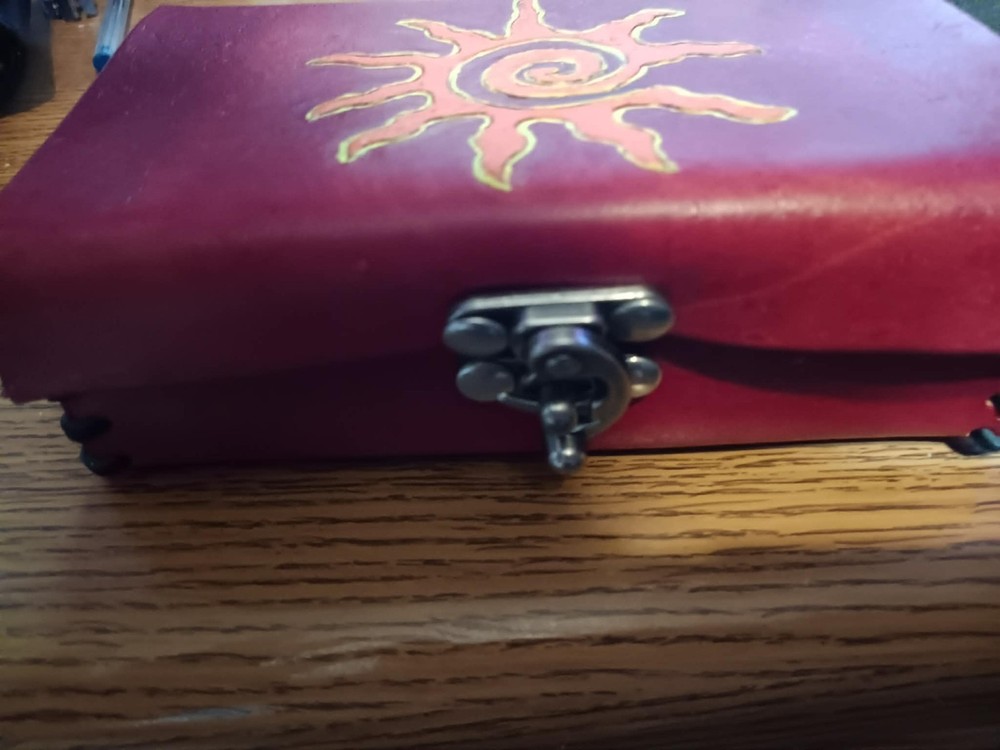Handmade Tarot box brand new. Important: read description