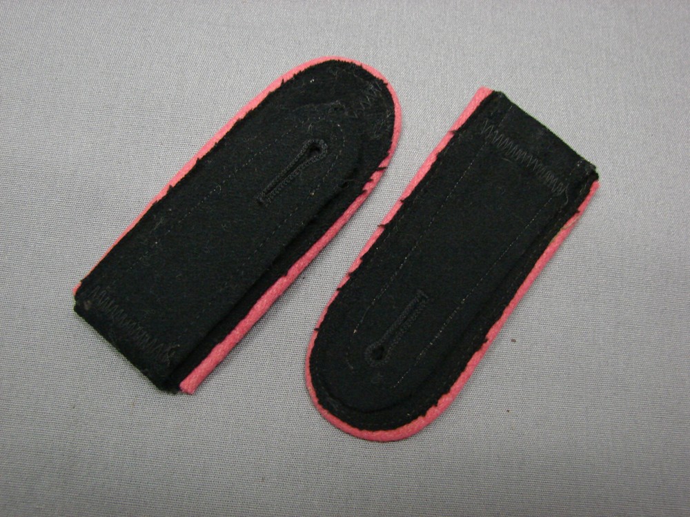 GERMAN WW2 ARMY PANZER ENLISTED SHOULDER BOARDS -ORIGINAL