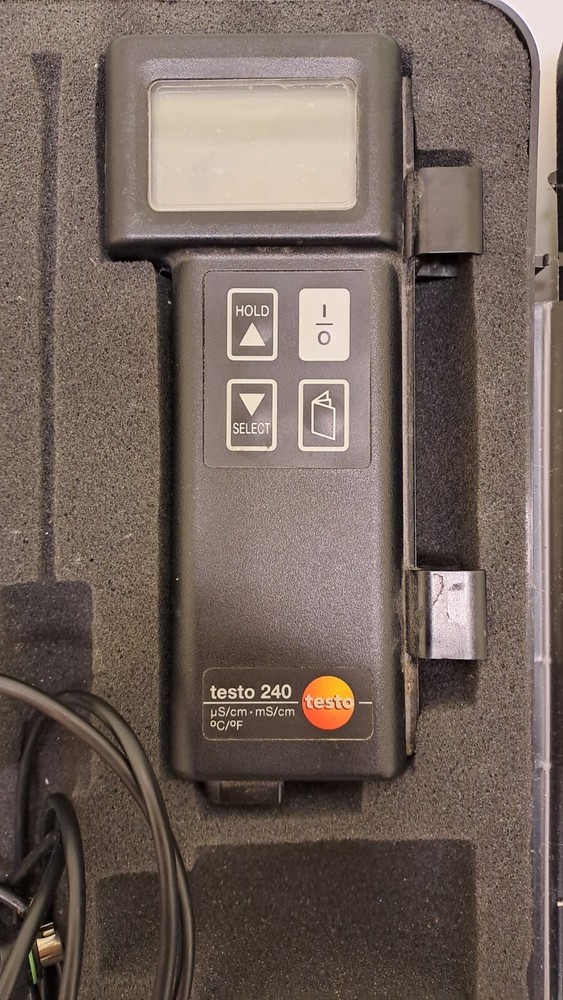 Testo 240 conductivity/temperature meter