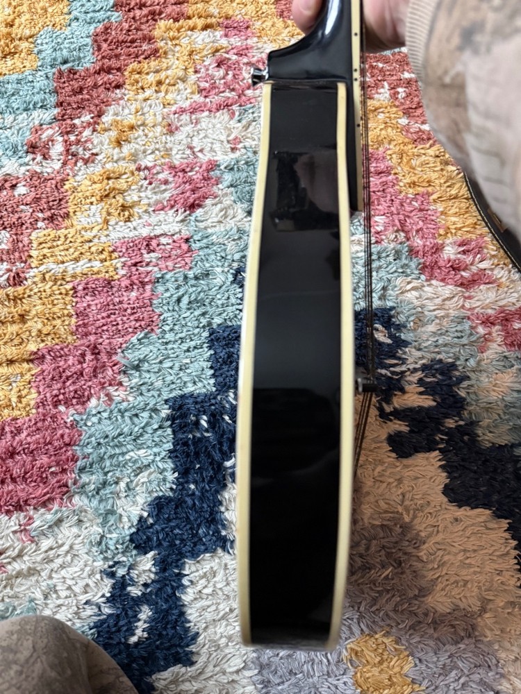 Franciscan Mandolin 8String Used With Leather Hard Case