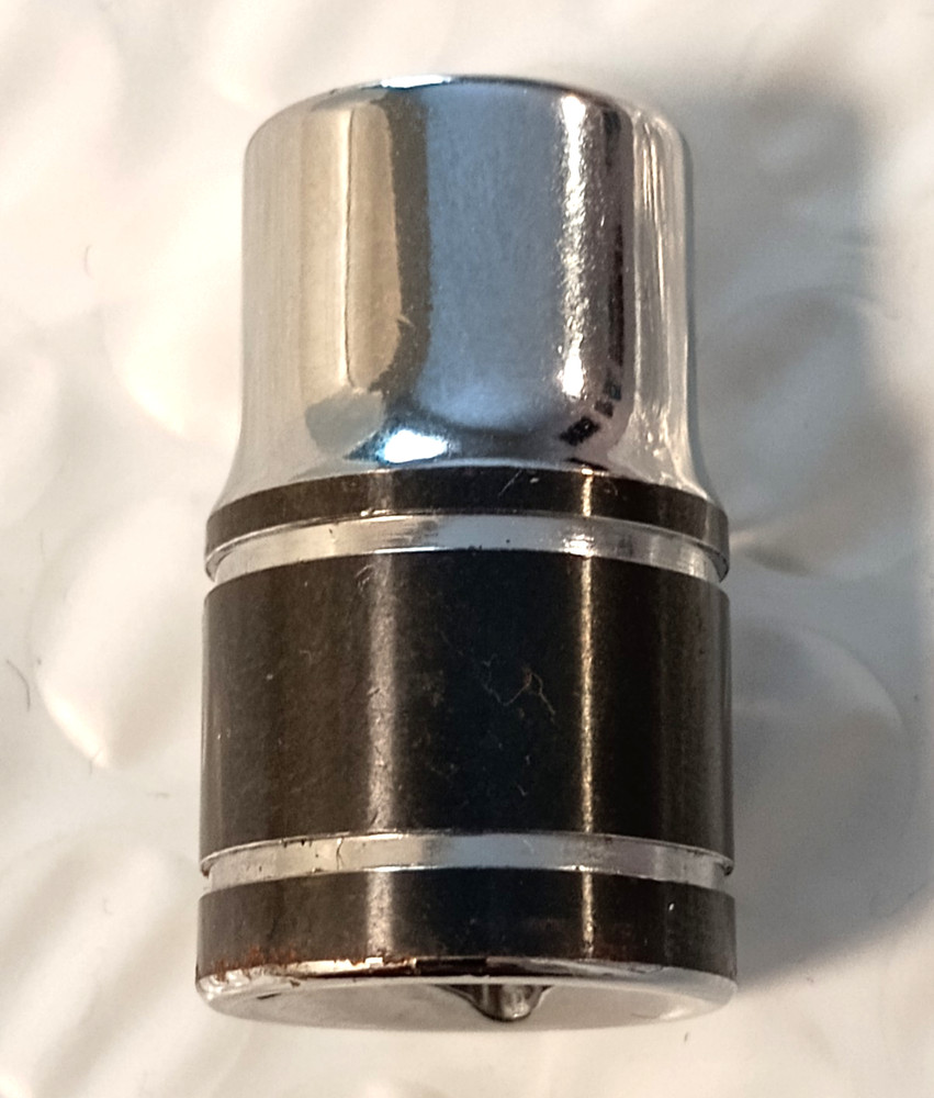 MATCO TOOLS "SILVER EAGLE" SEBRE12, 3/8" DR. E12 INVERTED/RECESSED TORX SOCKET.