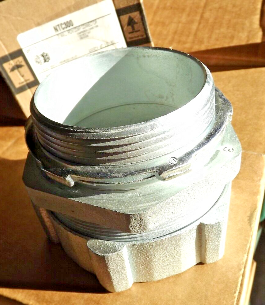 Appleton NTC-300 Mall iron Rigid Compression Connector 3" gedney 31-300