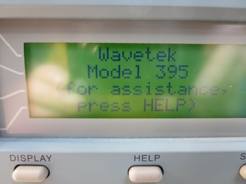 Wavetek,Mod: 395,100 MHZ Synthesized Arbitrary Waveform Generator,Unit Powers On