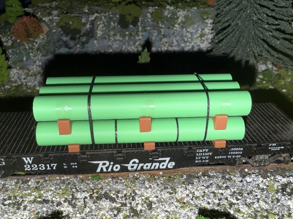 1:87 Ho Scale 20ft Green Pipe Load- Short Stack (2.75in Long)