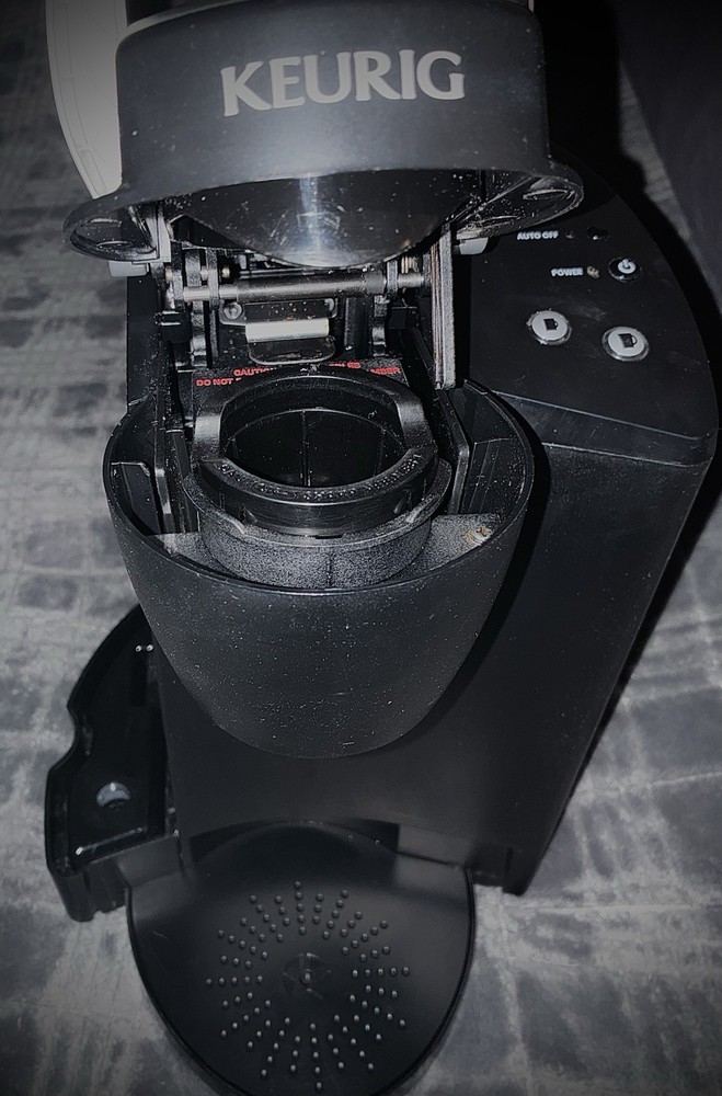 Keurig Single Cup Coffee Maker 2 Size Options MODEL B40 GREAT CONDITION