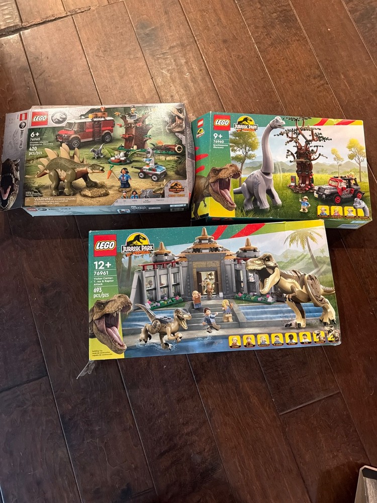 Lego boxes EMPTY 3 boxes Jurassic Park