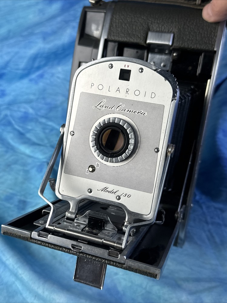 Polaroid Landcamera 150 (sts3)