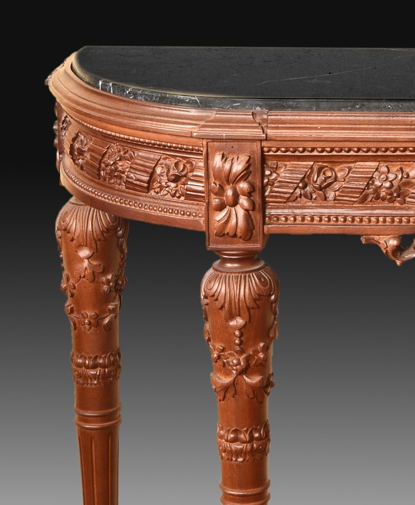 Side table. Wood. 20th century.
