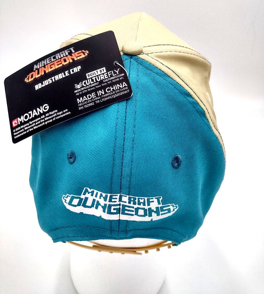 Minecraft Dungeons Snapback Hat Cap with Crossbow Range Weapon 2020 Mojang