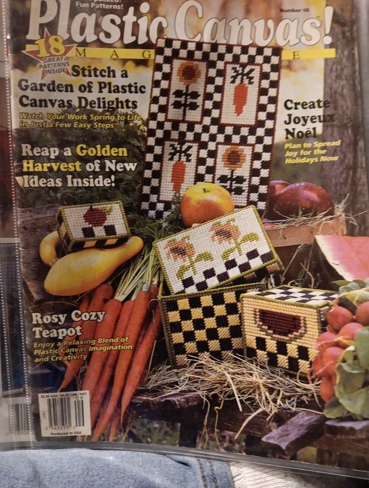 Plastic Canvas Magazine Number 46 18 Projects