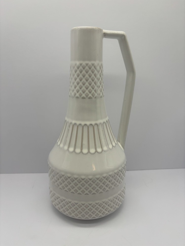 Tiviana Vase - Ivory