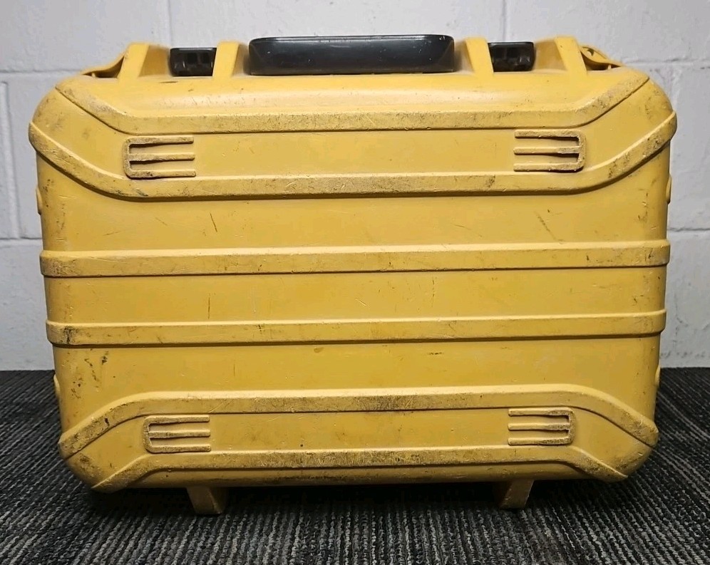 Topcon GTS-3B Total Station + Case - READ