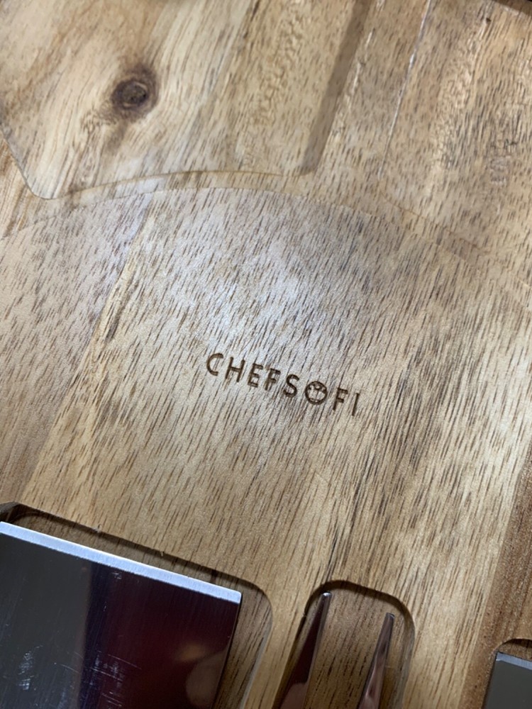 Bamboo Cheese Charcuterie Board pre owned