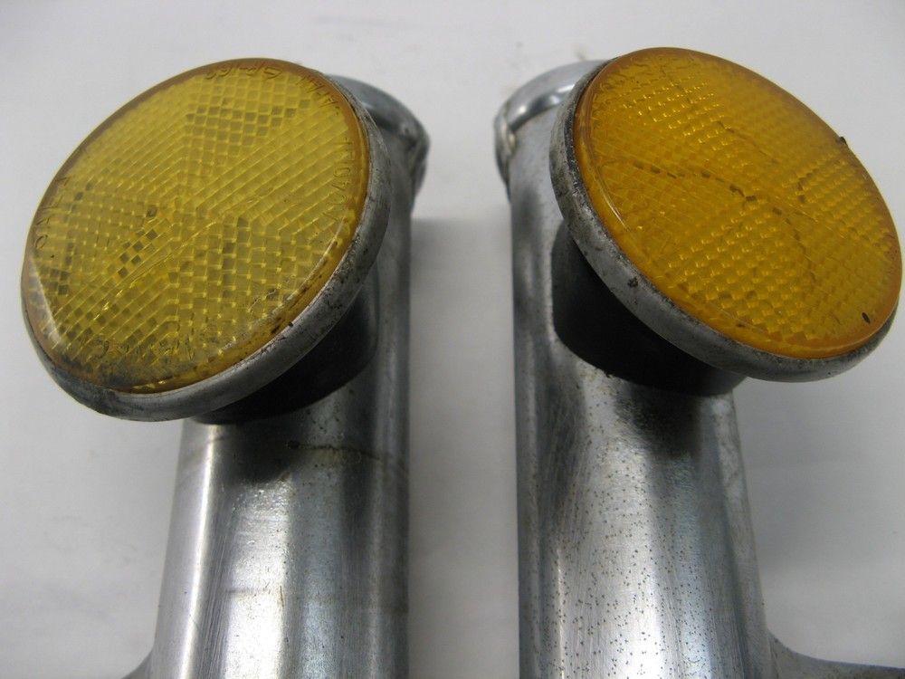 75 HONDA XL100 FORK EARS