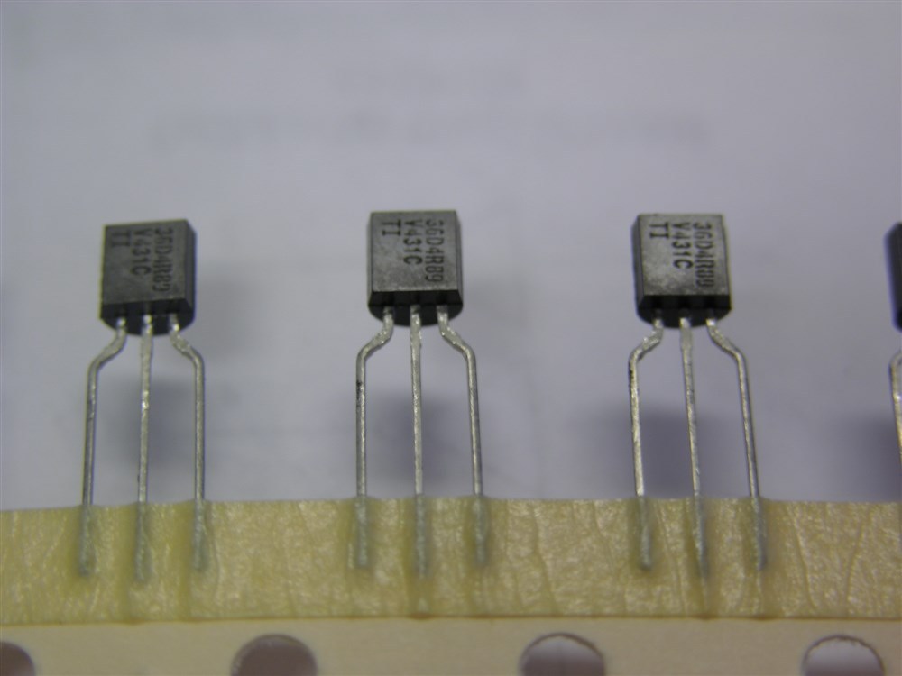 10 Texas Instruments TLV431CLPR Low Voltage Adjustable Precision Shunt Regulator