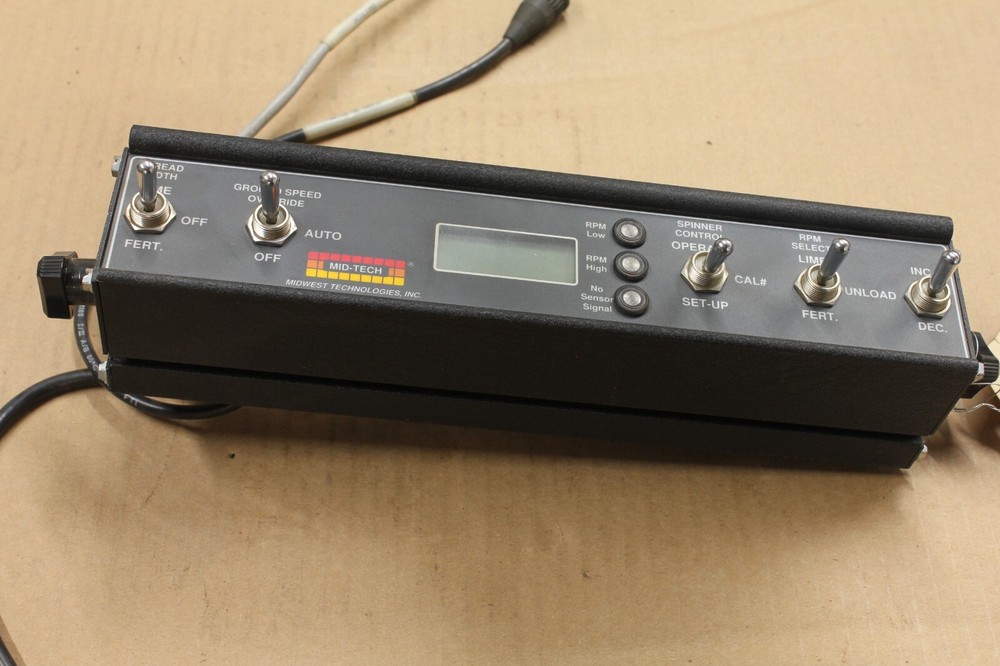 Mid-Tech 105-00260039 Control box for fertilizer/lime spreader