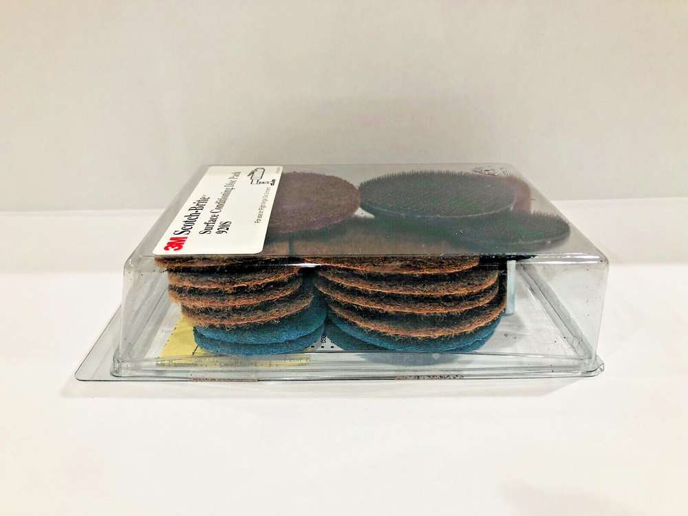 3M Scotch-Brite 2" / 3” Surface Conditioning Disc Sample Pack With Disc Holders