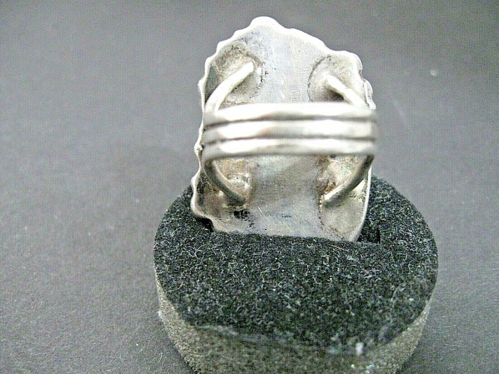 Woman's Native American Ring