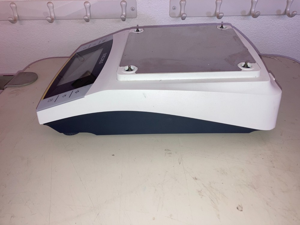 Sartorius Entris II BCA2201-1S Analytical Balance Laboratory Scale