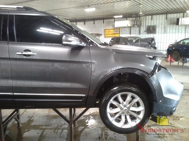 2015 Ford Explorer Passenger Front Headrest Only Black Leather
