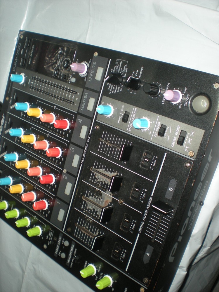 pioneer djm 700 mixer