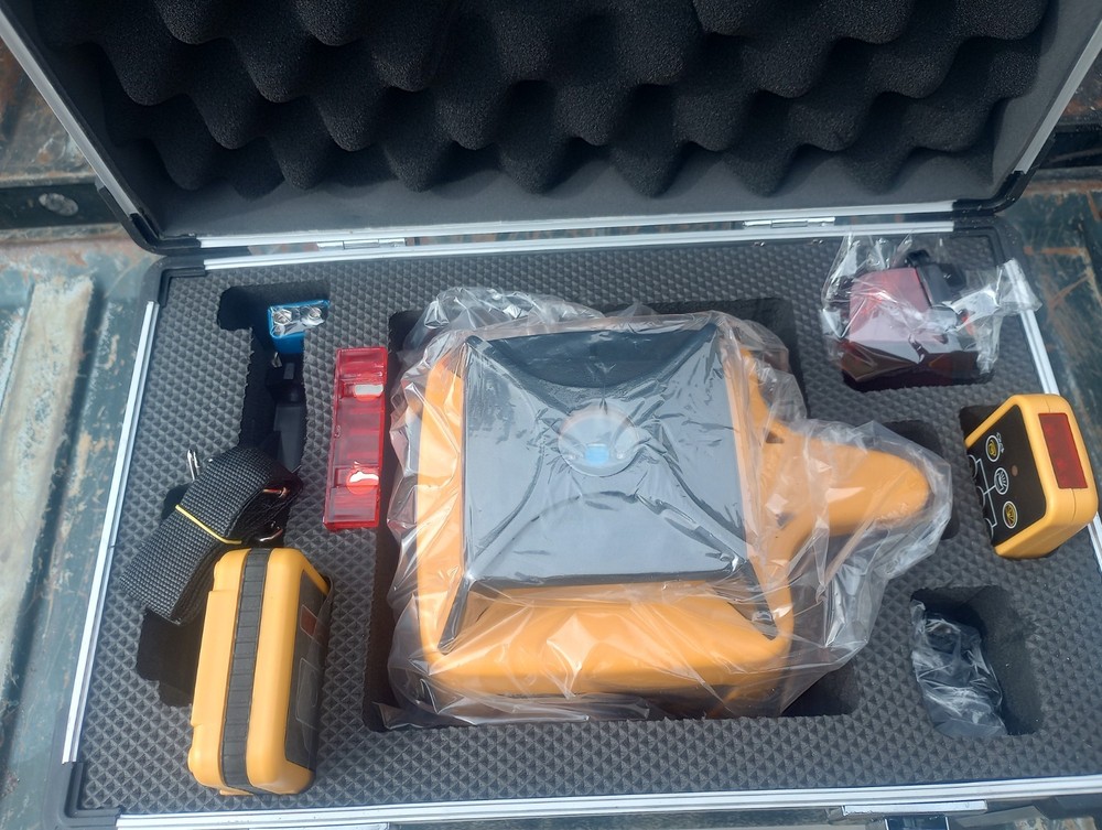 Level & Tool Self-Leveling Rotary Laser Kit