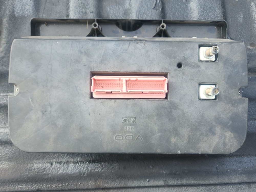 2009 FREIGHTLINER USED INSTRUMENT CLUSTER