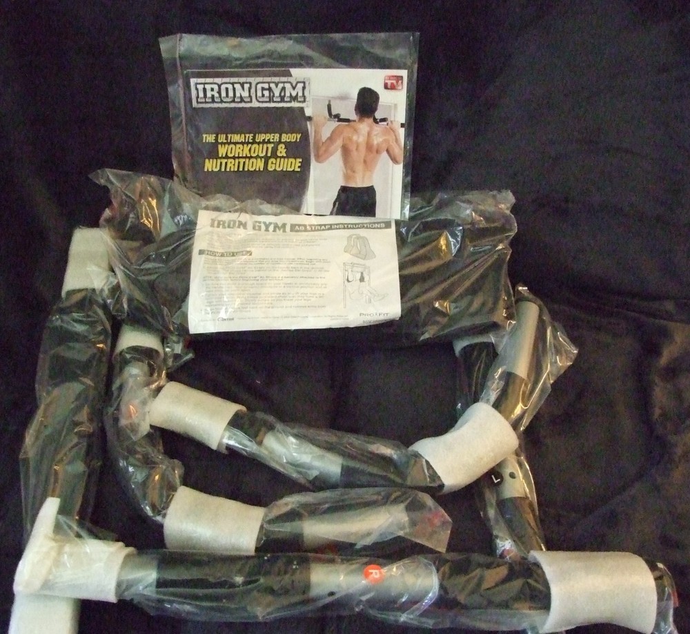 Brand New Iron Gym Doorway Lat Pull-up System.