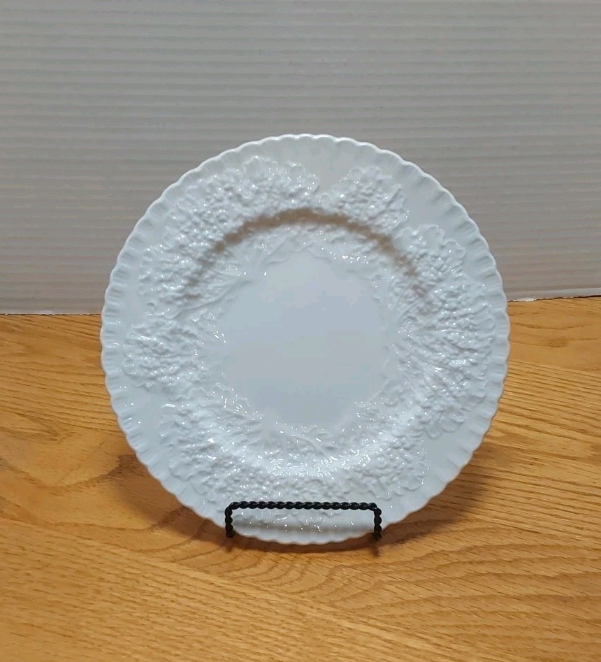 Spode Savoy White Embossed Salad Plate