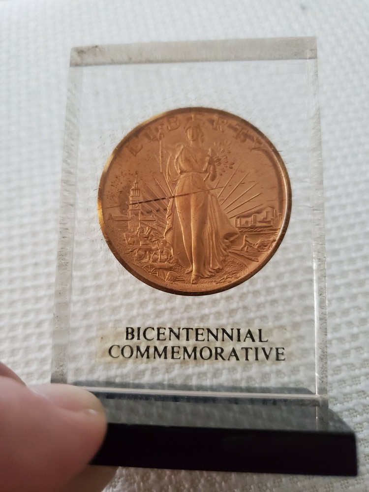 US Bicentennial Commemorative Coin