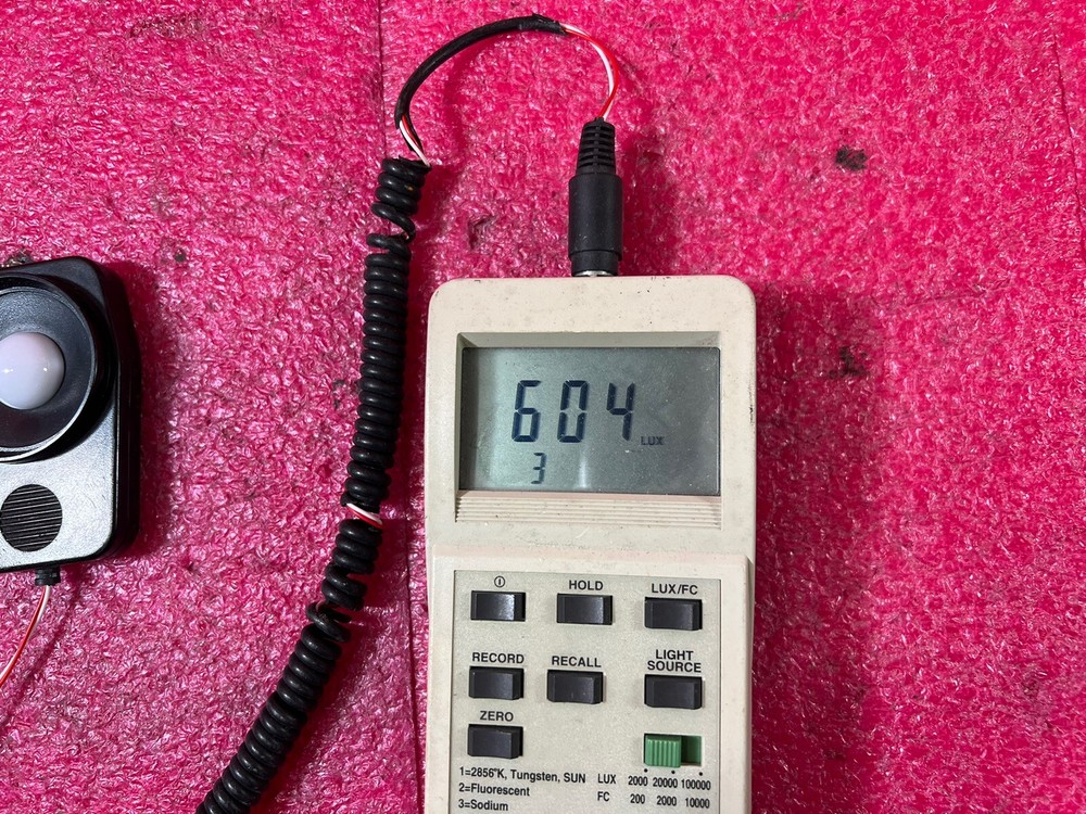 LUTRON LX-107HA LIGHT MRTER LUX