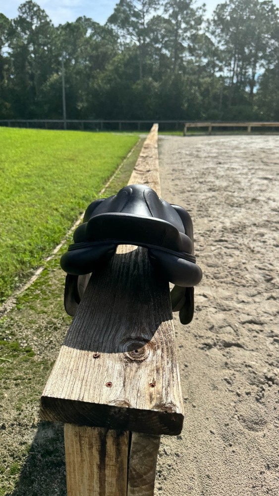 2018 CWD Full Buffalo Saddle 17