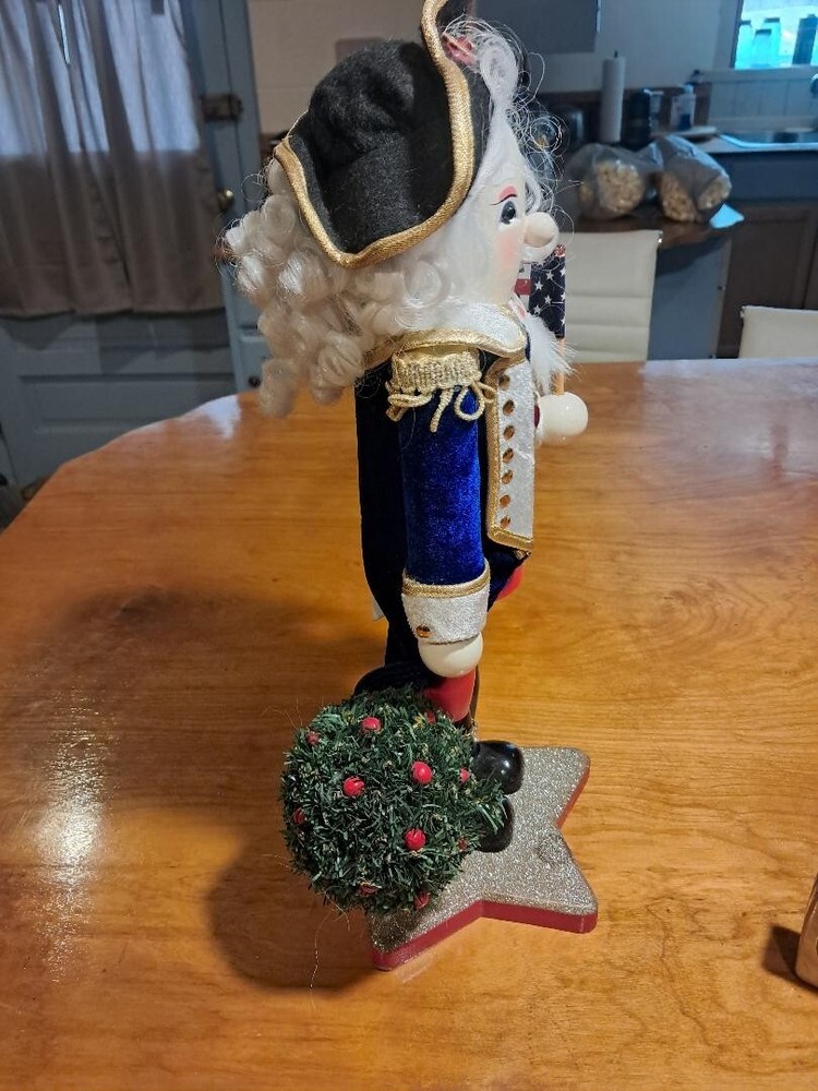 16" George Washington Nutcracker