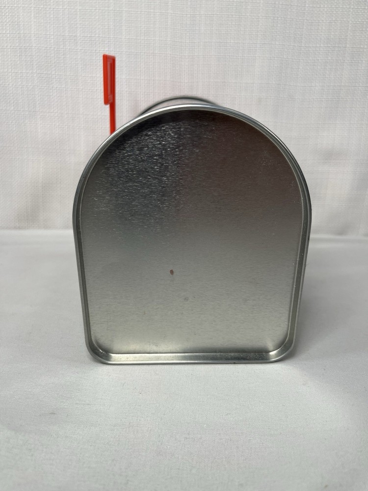 Marvel "World Of Web" Spider-Man Tin Mailbox