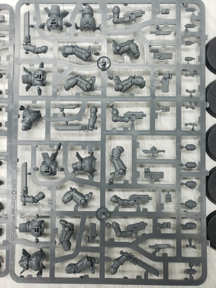 5x Primaris Assault Intercessors, Multi Part Kit, Space Marines, 40K