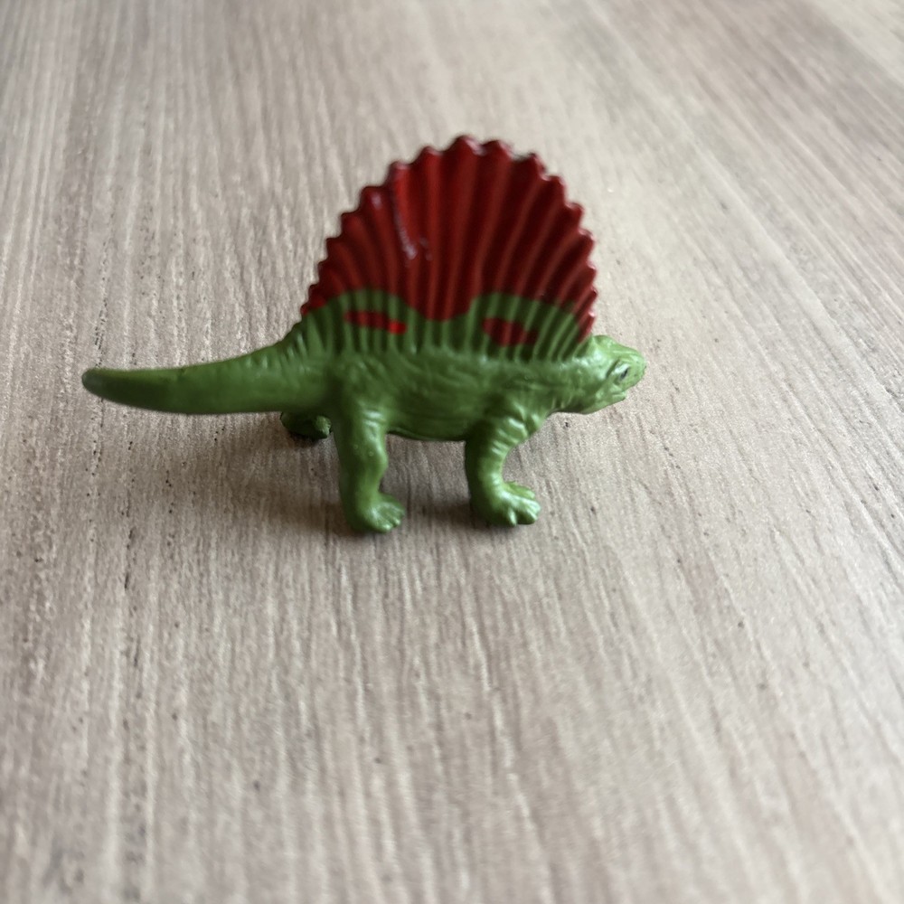 Safari Ltd Dinosaur Dimetrodon Figure