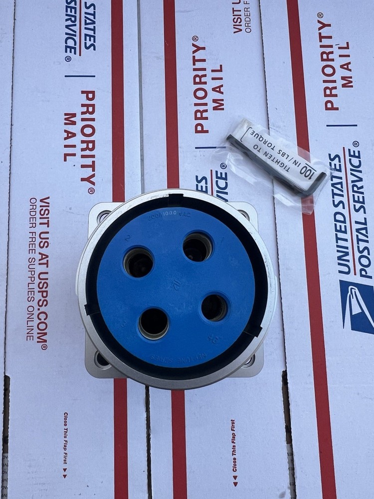 Amphenol NR-20034 Receptacle