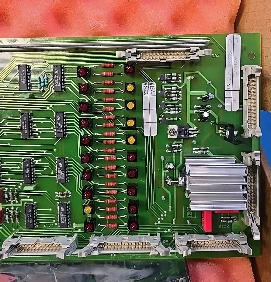 MERLIN GERIN 6714632 CIRCUIT BOARD