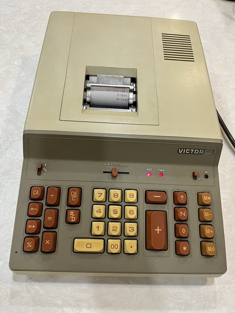 Vintage Victor 660 adding machine calculator Great condition WORKS