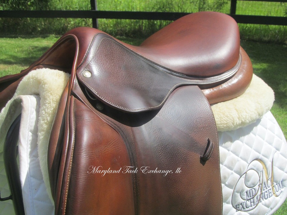 18" DEVOUCOUX BIARRITZ D3D close contact jumping saddle 3A flaps-2014 MODEL!