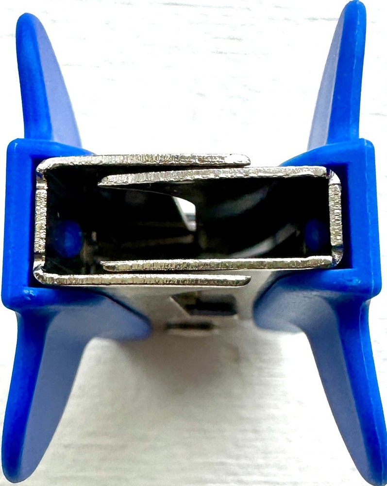 Staples Remover - Blue